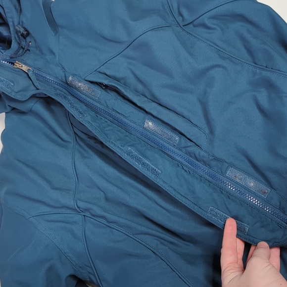 Cabelas heavy insulated winter jacket size Large blue - Picture 4 of 14